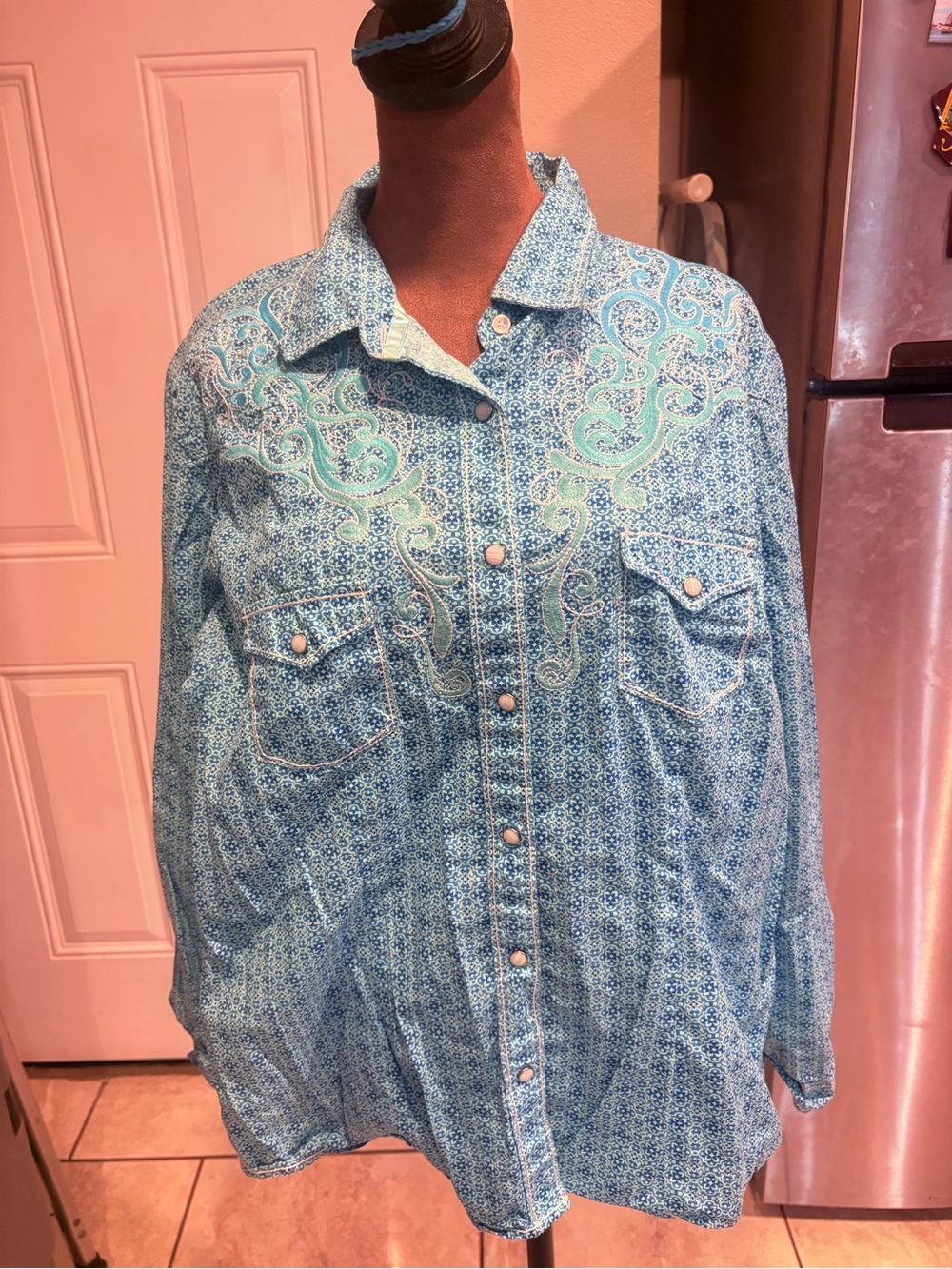 Women's Button-Down Shirt with Teal Paisley Embroidery